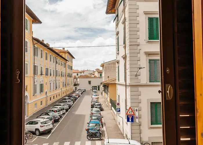 Modern In The Heart Of Floransa